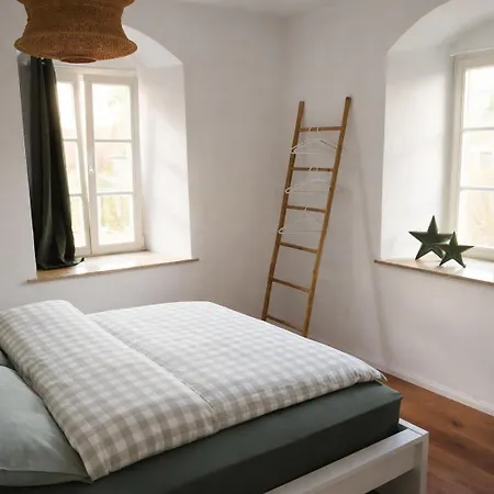 Gutshof 1600 * Hohnstein